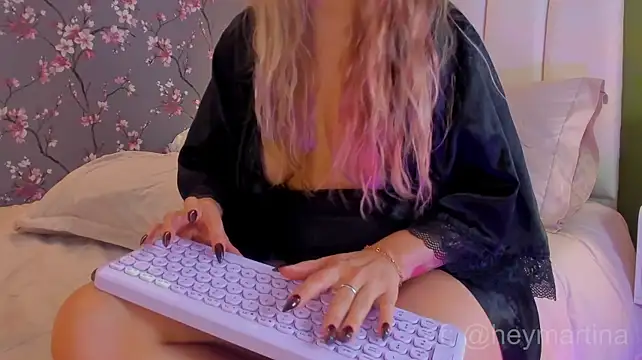 martinaaricci — FansOnlyX creator profile