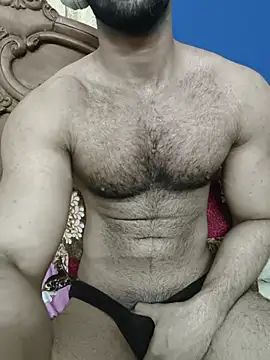 muscularguywithbigcock