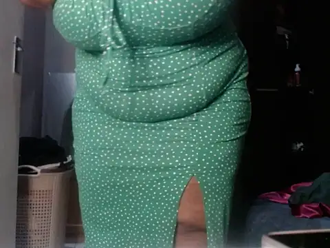 Lovelyboobs01, modèle webcam