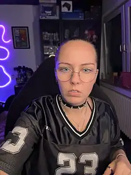MaryPeach666 live cam on StripChat