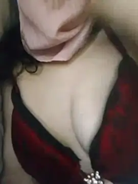 Almas-arabic in webcam