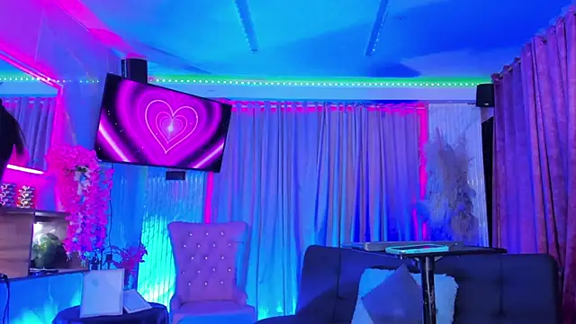 Queens_Wonders_Blonders, modèle webcam