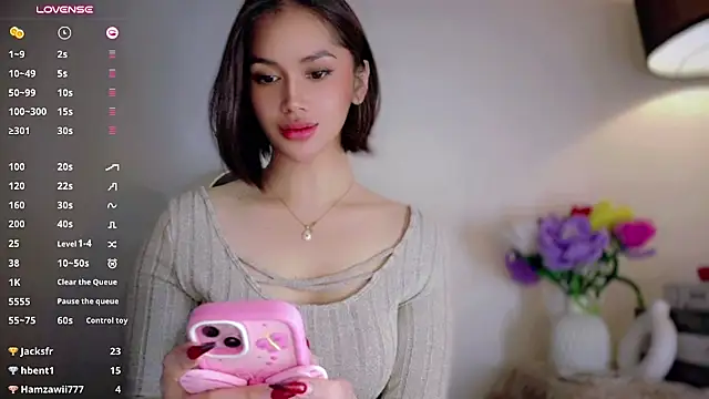 Cutee_Anna — вебкам-модель