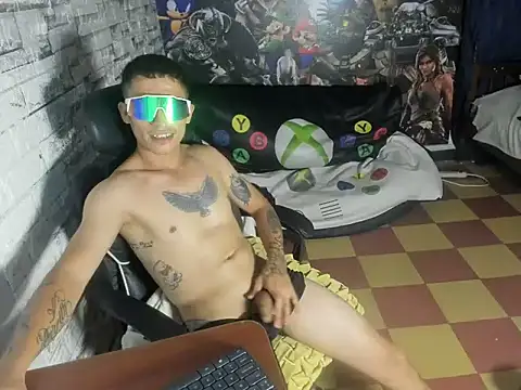 cristopher_june live cam on StripChat
