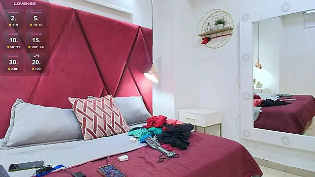 girl_amada live cam on StripChat
