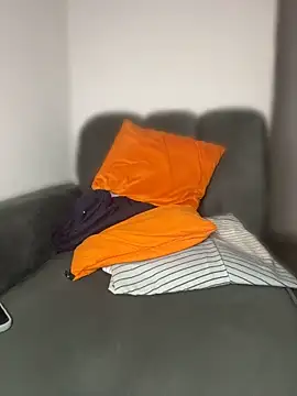 Gwenjio live sex cam