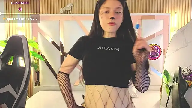 RaeDoll_t