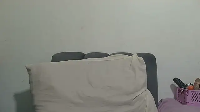 sluttylaura21