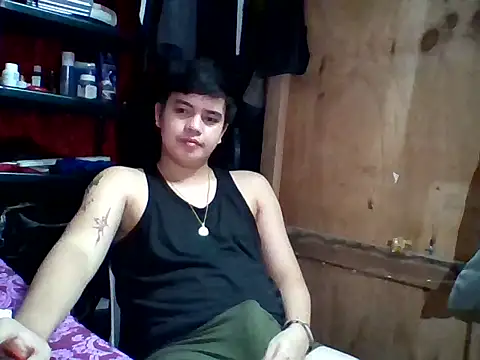 YourCutieBoy_Bigcum14 live cam