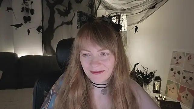 Aurora_Velvett_