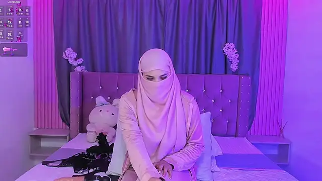 Nayla-Mouna