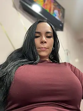 Naatalia Live Webcam on Stripchat