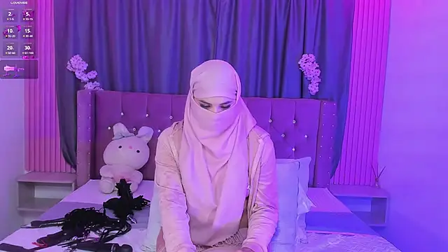 Nayla-Mouna