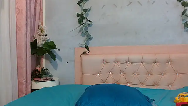 Halle_Bailey_