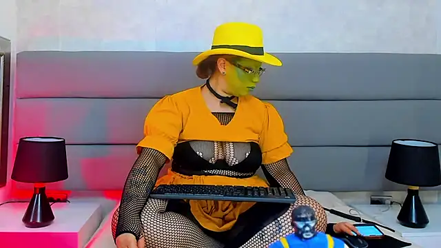 MillyHotsoon