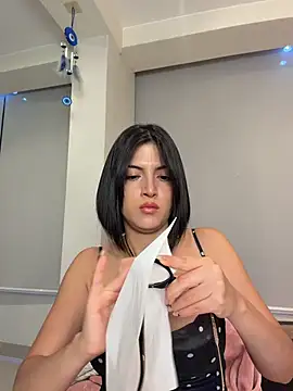 SeleneHale live cam