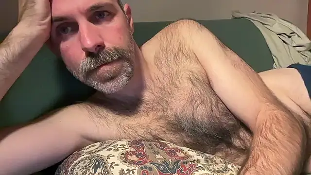 Brianjonest live cam on StripChat