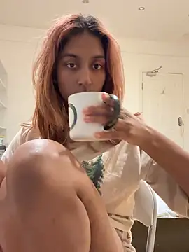DonnaShy live cam on StripChat