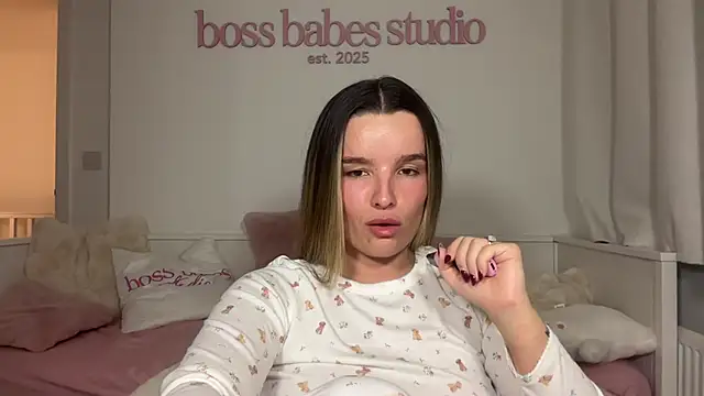 maisiesmithx live cam on StripChat