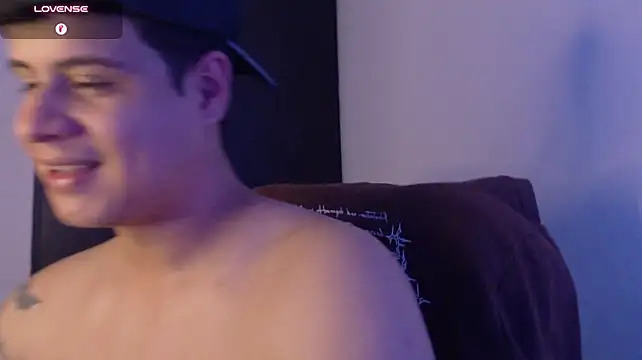 BjornSteel live cam on StripChat