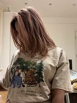 DonnaShy live cam
