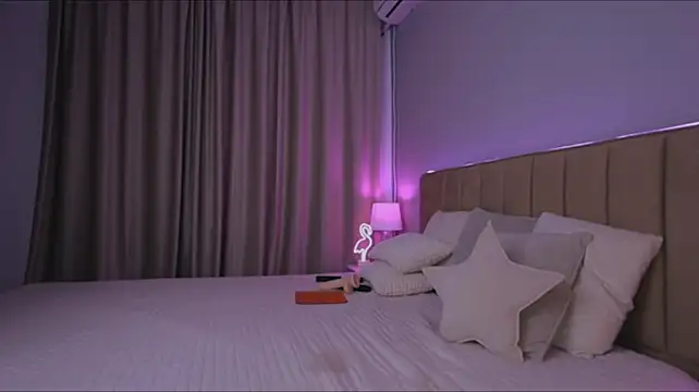 LollieSplash live cam on StripChat