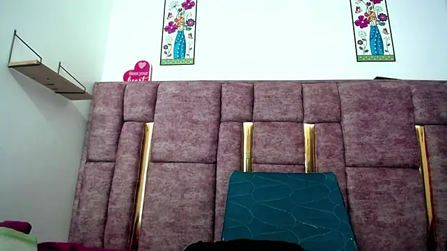 FRANCHESCA_LOVE_ live cam on StripChat