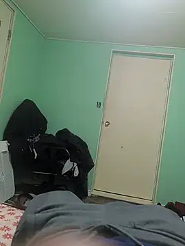 NoteworthyLaser111 live cam on StripChat