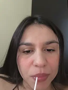 Daniela-rosee live cam preview