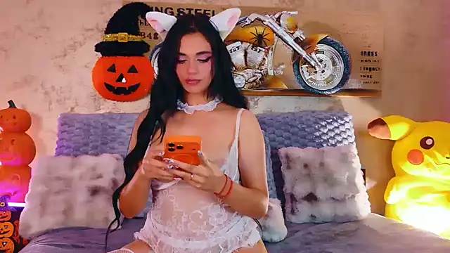 Amynaxxx