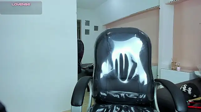 Vaiolet_Storm