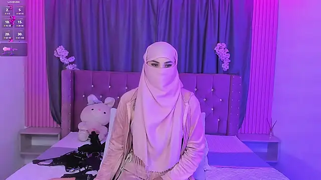 Nayla-Mouna