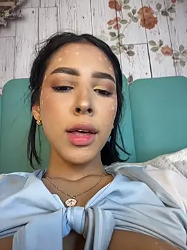 BabyNovaXXX live cam