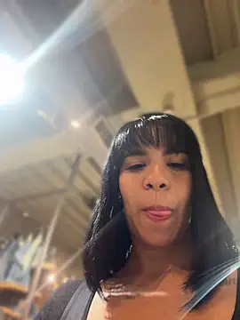 AlaiaStearling_