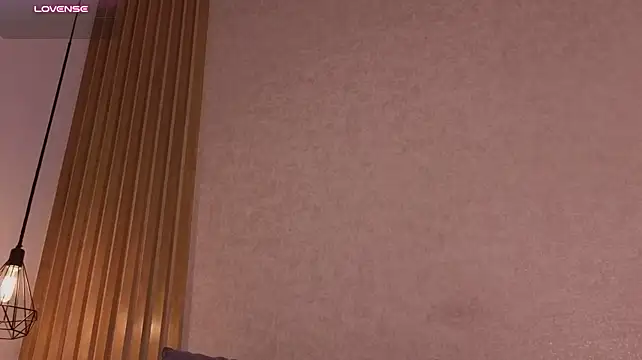 nalarosse_ (F young) - FUCK MY PUSSY CLOSE UP