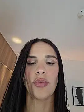 heyshaa live cam on StripChat