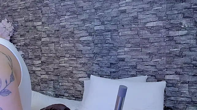 Melodyblacke webcam