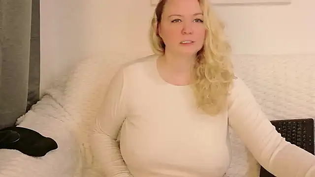 Sarah4you live cam preview