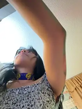 i_am_nina_ live cam on StripChat