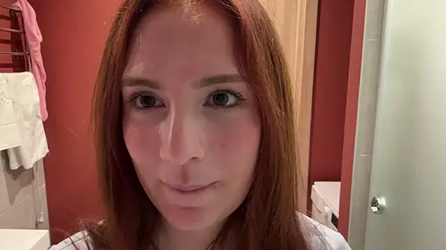 constancemayo's live room
