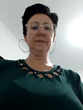MILEIDE980 live cam on StripChat
