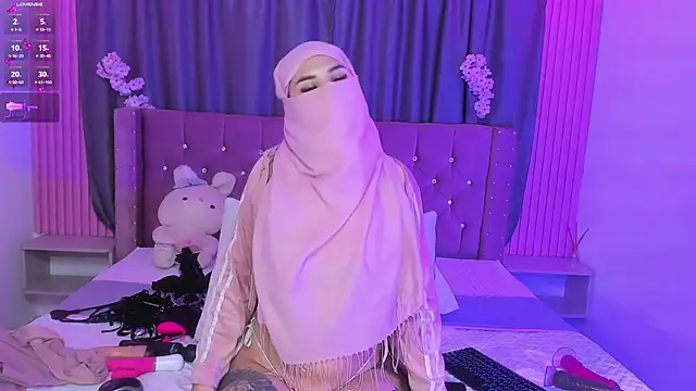 Nayla-Mouna live cam preview