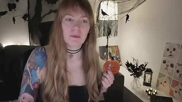 Aurora_Velvett_