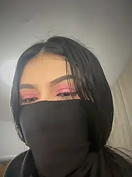 zharaaa18 (F young) - Fuck pussy with dildo