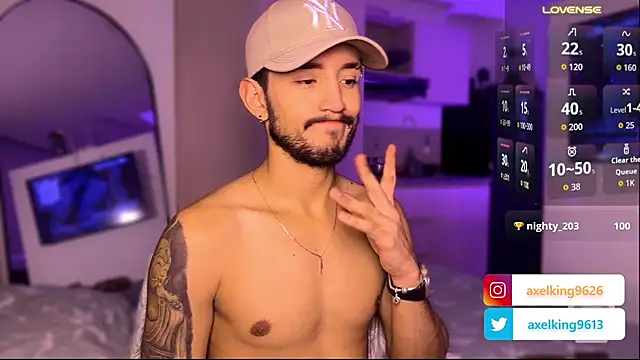AxelKing1326 live cam on StripChat