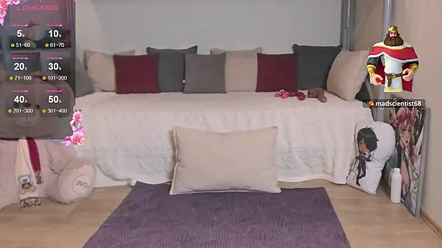MadissonKiss live cam on StripChat