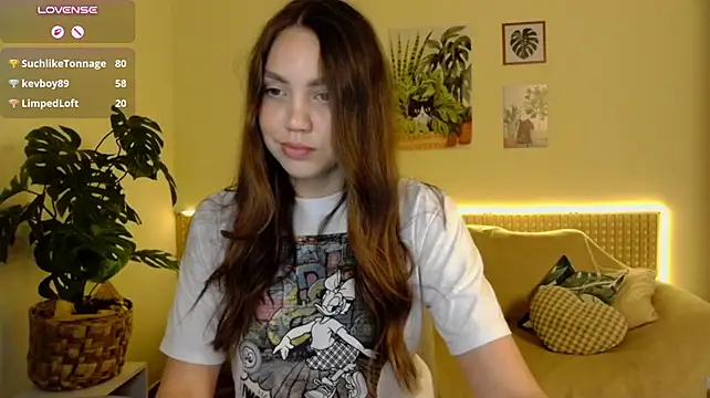 NebulaaHaven live cam on StripChat