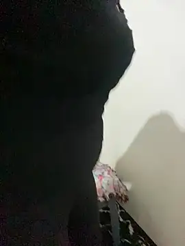 -lona- (F young) - رقص مغري