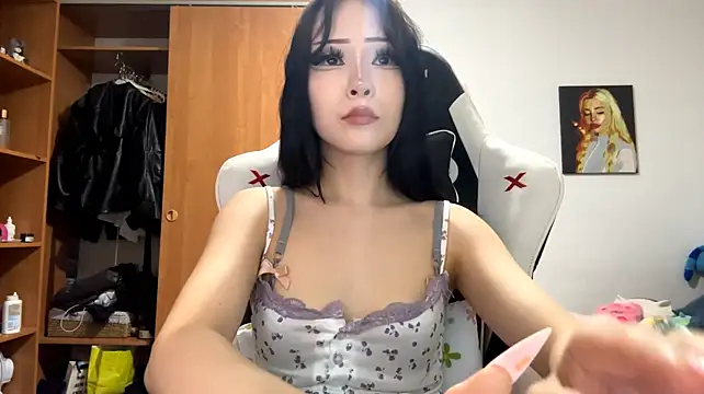 sinadrenning's live room