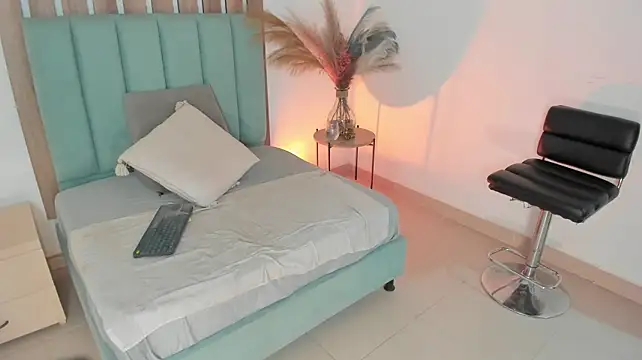 AylinSantel live cam on StripChat